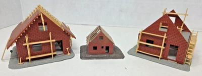 3 TYCO HO scale HOUSES UNDER CONSTRUCTION for Model Train Layouts & Displays - Image 1 of 4