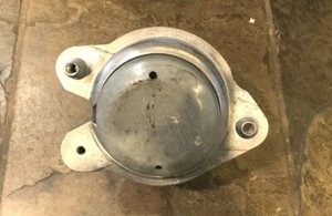 2015 2016 2017 MERCEDES S600 ENGINE RIGHT MOTOR MOUNT, 2222401000, GENUINE OEM - Picture 1 of 4