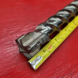 Milwaukee 2-35-042 LHS 1 1/8 in 28mm drill Bit - Picture 1 of 4
