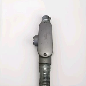 Appleton 2" T Form 35 GALVANIZED With Cover Etc - Picture 1 of 9