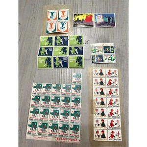 Francobolli casa vintage 1963 e 1964 sigilli pasquali 1959 croce rossa e 1963 cedri - Foto 1 di 7