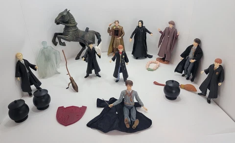 Lot 10+ 2001 Mattel Harry Potter/ Draco/Ron/ Professor Snape/ Quirrell/ Lockhart Cover