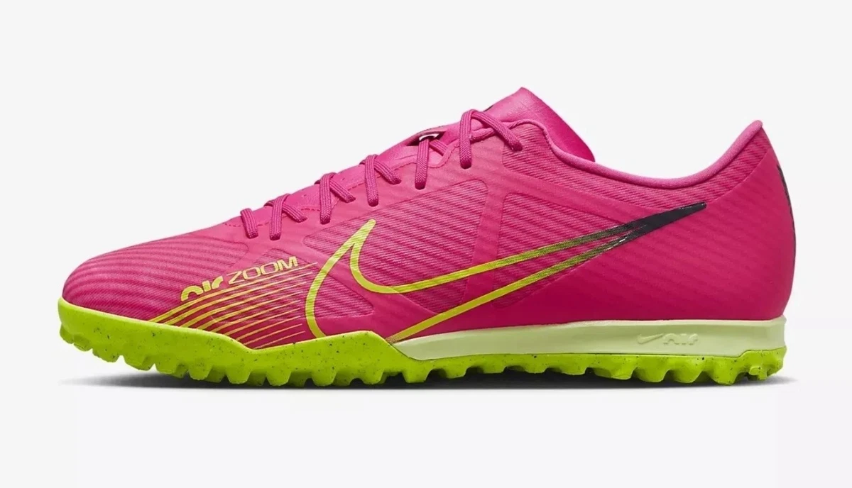 Preços baixos em Nike Zoom Mercurial Vapor 15 Academy TF Luminous