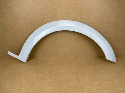 Tapa guardabarros delantero derecho audi a4 b9 allroad 8w9853718 usado Foto 1 de 4