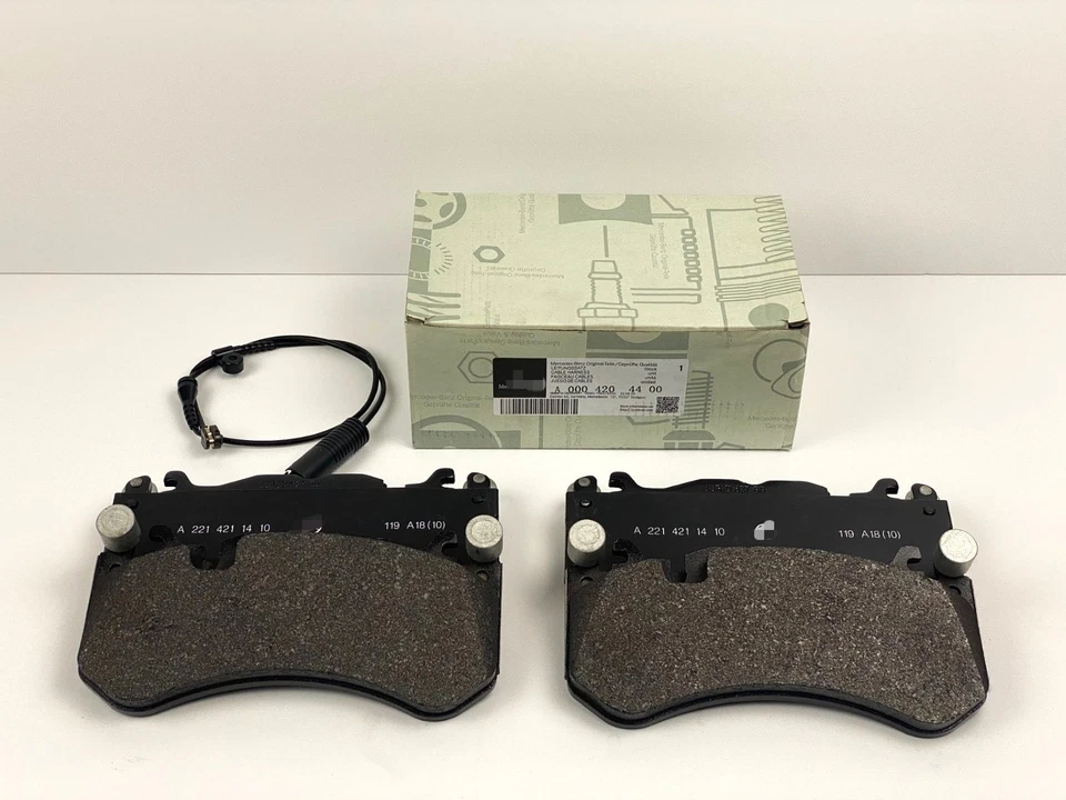 FOR Mercedes Benz Maybach, GT, CLS63, C63, G63 & G65, GL Front Brake Pads - Image 1 of 4