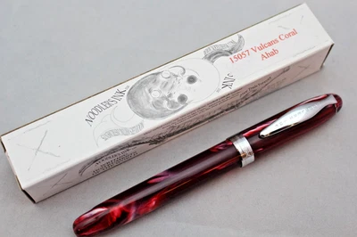 PLUMA ESTILOGRÁFICA NOODLERS VULCANS CORAL AHAB PISTON FLEX NUEVA EN CAJA Foto 1 de 3