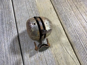 VINTAGE ANTIQUE BIKE BICYCLE BELL BICYCLE ACCESSORY RUSTED - Picture 1 of 5