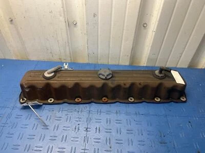 97 98 99 00 01 JEEP CHEROKEE Valve Cover - Image 1 of 4