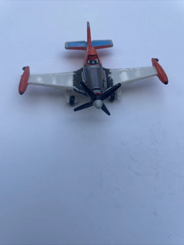 Disney Planes,Ishani , American Racer Skipper Riley, Bravo Jet,Chupacabra Dusty Cover
