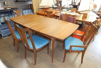 NICE Mid Century Broyhill Brasilia Walnut Surfboard Dining Room Table w/6 Chairs - Image 1 of 4
