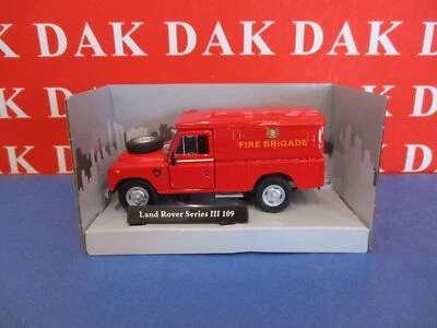 Die cast 1/43 Modellino Auto Land Rover Serie III 109 Pompieri Soft Top Cararama - Immagine 1 di 4