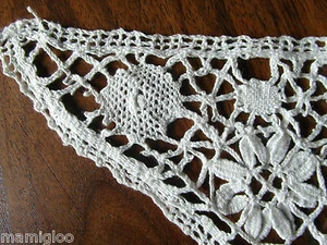 mercerie 1decor ancien triangle de dentelle main #lace - Picture 1 of 3