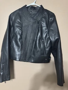 BLANKNYC Damen Kunstleder Moto Jacke schwarz gesteppt Reißverschluss XL - Bild 1 von 3