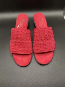 Nuevo en caja.  Sandalias de aerosol rojas.  Talla 6M - Imagen 1 de 7