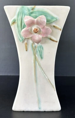 Vintage McCoy Pottery Vase Blossom Time 1940's - Image 1 of 4