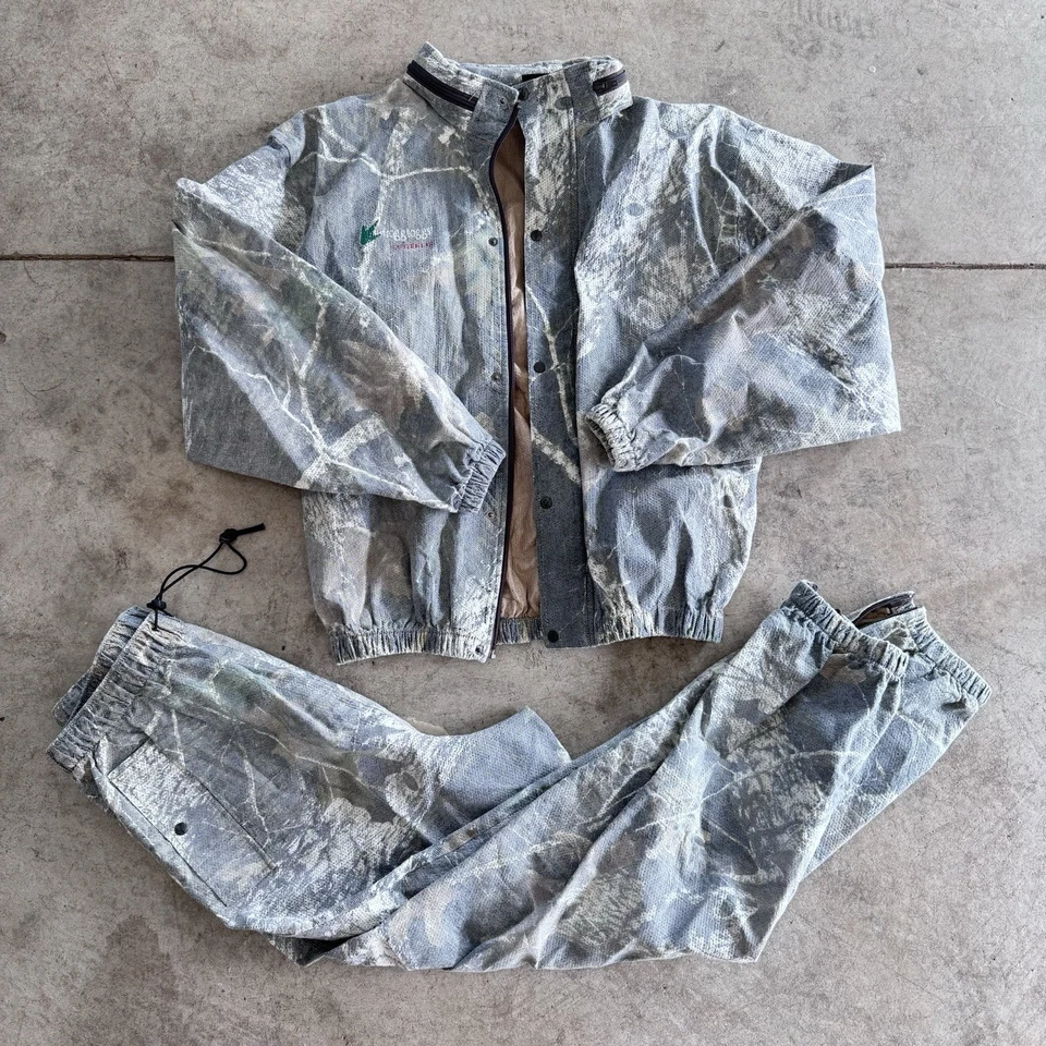 Frogg Toggs Outerwear Light Camo Rain Suit Jacket & Pant Set Medium (see Descr) - Image 1 of 4
