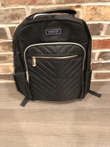 Mochila para portátil Kenneth Cole Reaction Chelsea Chevron 15" negra - Imagen 1 de 8