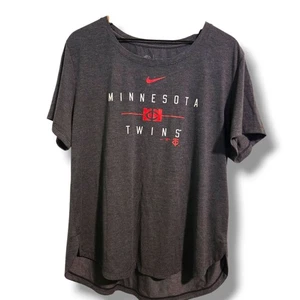 Minnesota Twins t-shirt womens X-Large grey boatneck short-sleeve NWT - Picture 1 of 7