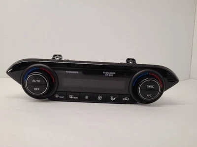 KIA Forte 2019-2021 control de temperatura sedán control automático de temperatura  Foto 1 de 4