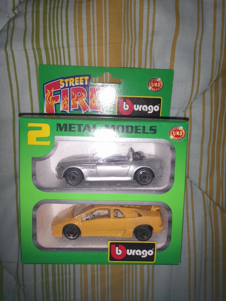 Burago italy gift set 2 bburago bmw z3 diablo 1/43 no mebetoys politoys  - Immagine 1 di 1
