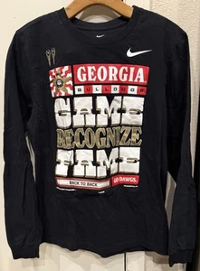 Nike 2021-22 Georgia Bulldogs Back To Back Champions Football LS Shirt Small - Picture 1 of 3