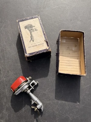 SAKAI SEISAKUSHO OUTBOARD D.C. BOAT MOTOR JAPAN Tested Runs Great Metal 2E - Image 1 of 4