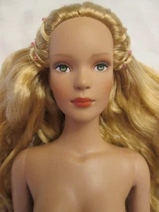 Bambola Toscano Tyler Wentworth Nude Tonner AR corpo '05 spalle stress capelli perline - Foto 1 di 13