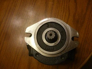 Nueva bomba hidráulica Casappa Whisper WHP20.23D0-07S9-LOG/OD-N-D - Imagen 1 de 5