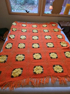 Manta afgana cuadrada de ganchillo abuela flor naranja y amarilla vintage años 70 58x72 Foto 1 de 4