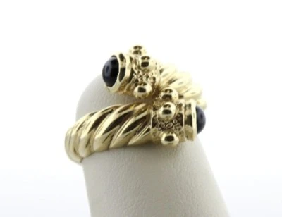 Anillo envolvente estilo cable con extremos de ónix negro y cuentas tachonadas de oro amarillo de 10K tamaño 3,5  Foto 1 de 4