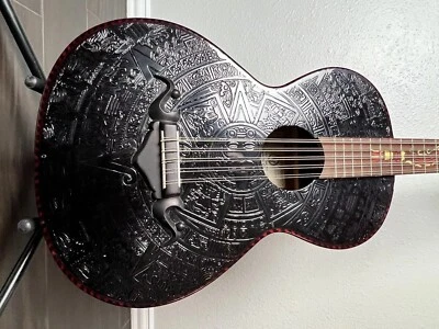 Bajo quinto cuerpo completo Azteca. Foto 1 de 4