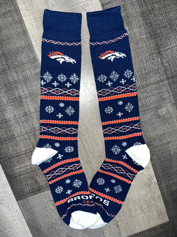 DENVER BRONCOS NFL FOOTBALL TEAM LOGO WOMENS SNOWFLAKE CREW LENGTH SOCKS Q Cover
