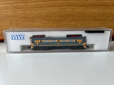 PN112 - KATO 137-1307 -LOCOMOTORA ELÉCTRICA MITSUBISHI RENFE 269-222-6 Digital - Imagen 1 de 4