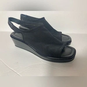 Donald J Pliner S4 CYNDIE Size 8M black sling back wedge sandals square toe - Picture 1 of 8