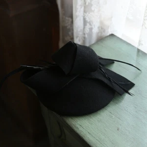 Gorra Tocado Clip Boda Fiesta Sombrero Caliente Real Pastillero Sombrero Malla Velo - Imagen 1 de 14
