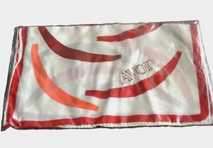 AVON Damas Bufanda MOD Diseño Abstracto De Colección Nuevo de Lote Antiguo Japón ROJO/MELOCOTÓN/MARRÓN - Imagen 1 de 3
