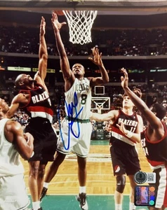 ANTOINE WALKER SIGNED AUTOGRAPHED 8x10 PHOTO BOSTON CELTICS BAS COA BQ26066 - Picture 1 of 1