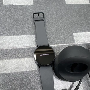 Samsung Galaxy Watch 6 40mm - SM-R930 - Smartwatch - Black - Mint Grade -Genuine - Picture 1 of 3