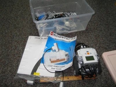 Lego Mindstorms NXT 2.0 Set 8547 Complete Tested Working Manual, test pad, decal - Image 1 of 3