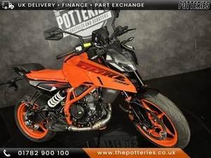 KTM 390 Duke 2024 SAVE £800 - Picture 1 of 15