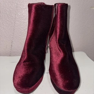 Steve Madden Burgundy Velvet Block Heel Ankle Boots W/ Side Zipper 4" Heel 7M - Picture 1 of 8