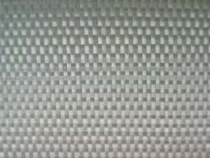 5 m² de FIBRE DE VERRE ROVING 300g. compatible résines polyester et époxy. - Photo 1/1