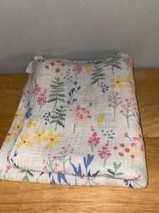 Target Cloud Island Baby Blanket Wildflower Floral Wild Flower Muslin Swaddle - Picture 1 of 3