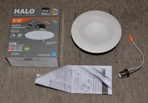 HALO 5/6" LED Recessed Easy Retrofilt Light Module w/Trim/Color Select dimmable - Picture 1 of 3