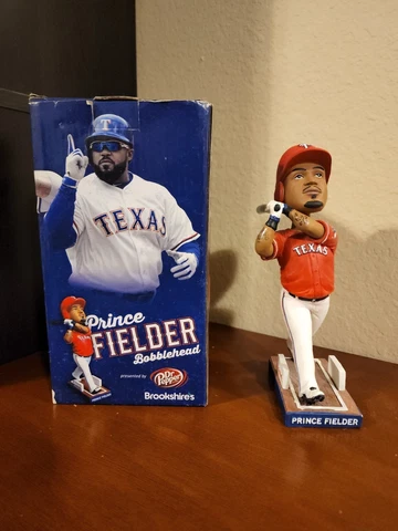 PRINCE FIELDER  SGA 2015 RED Bobblehead- Dr Pepper New in Box!  TEXAS RANGERS Cover