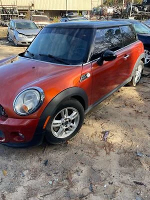 2007 2008 2009 2010 2011 2012 2013 2014 2015 Mini Cooper Oil Pan Oe#11137550483 - Image 1 of 4