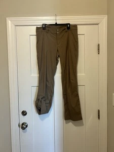 Columbia Omni Shield Woman’s Brown Cargo Pants Size 16 Roll Up Cuffs Hiking Camp - Imagen 1 de 6