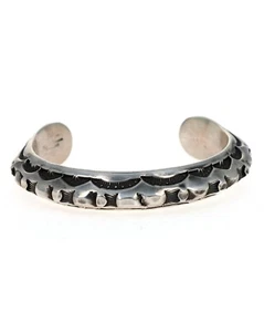 Heavy Gauge Sterling Silver Triangulated Bracelet By Navajo Artist Roland Dixson - Picture 1 of 5