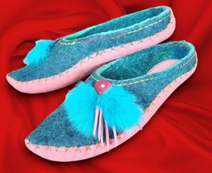 Home SLIPPERS Wool Felted Leather Suede Sole Hand Made Feet Warming Shoes Sz 6 - Picture 1 of 13