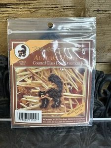 Mill Hill Autumn Harvest Counted Glass Bead Kit Black Cat MHAH2 - Picture 1 of 3